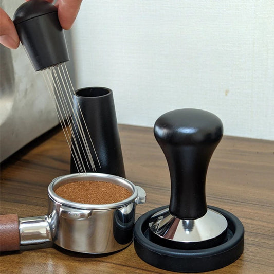 Espresso tamper kit en action